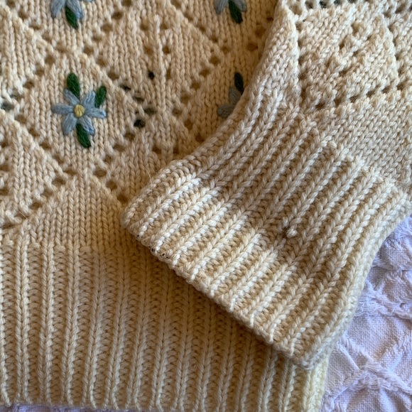 Vintage Original Lanz Salzburg Knit Child’s Floral Embroidered Cardigan - Picture 7 of 16